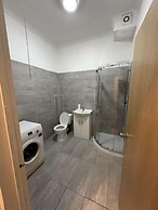 Oyo Northbrook Apartments