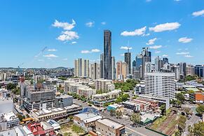 Skyline Apartment in Fortitude Valley