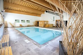 Apartment With Sauna and Indoor Pool