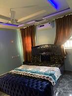 Four Diamonds Hotel & Suites