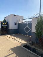 Four Diamonds Hotel & Suites