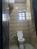 Four Diamonds Hotel & Suites