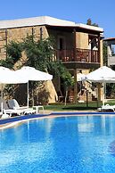 Aktur Cove Apart Hotel