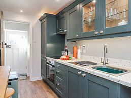Holly Cottage