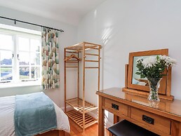 Holly Cottage