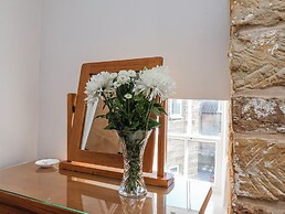 Holly Cottage