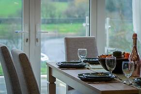 Carn Springs Lodge - 3 Bed - Devonshire Dr - Tenby