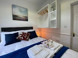 Modern 2 Bed Apartment in Greenwich