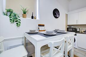 Modern 2 Bed Apartment in Greenwich