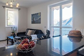 Alba on Lake Como