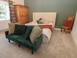 Broadwath Old House