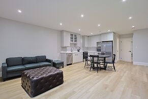 Modern Masterpiece Luxury 6 Bedroom Home