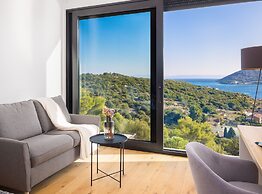 Breathtaking Villa Vis