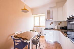 Capodimonte Woods Retreat - Private Parking
