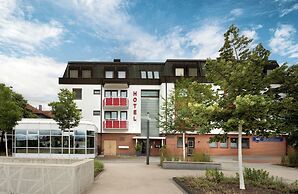 XZLLENZ light Hotel