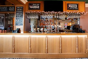 Cherry Tree Inn