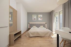 Wolska Studio Apartments by Solarento