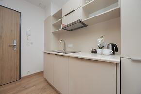 Wolska Studio Apartments by Solarento