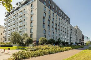 Wolska Studio Apartments by Solarento