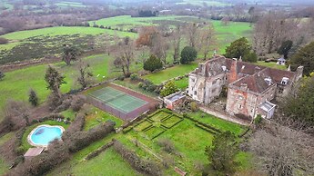 Haremere Hall in Etchingham