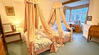 Haremere Hall in Etchingham