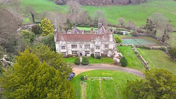 Haremere Hall in Etchingham