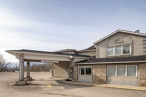 Super 8 By Wyndham Golden