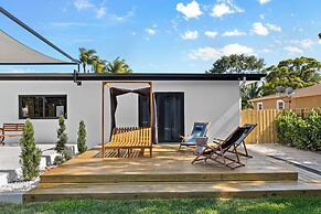 Epic Treehouse Villa - Pool • Pickleball