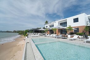 The Village Chumphon Hotel