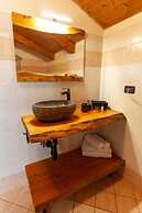 Chalet Chapeau R. a R.
