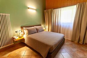 Chalet Chapeau R. a R.