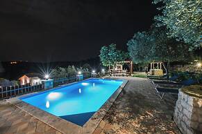 RUSTIC VILLAS BARLOVIC