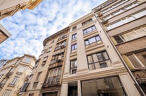 B. POLAT