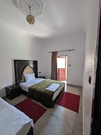 Asafar Apartments & Hostel