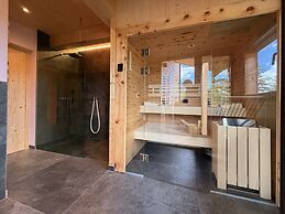 Premium Chalet With Sauna & Hot Tub