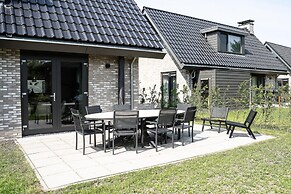Sea View Apartment With Terrace for 8