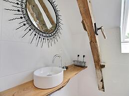 Elegant Neulliac Holiday Home for 15