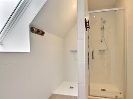 Elegant Neulliac Holiday Home for 15
