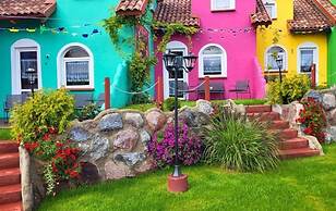 Comfortable Mexican-style Holiday Home