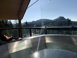Deluxe Chalet With Sauna & hot tub