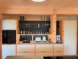 Deluxe Chalet With Sauna & hot tub