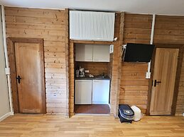 Bernsteinsee Home and Ferien Forest Chalet