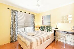 Coastal Holiday Home - Bradford 10
