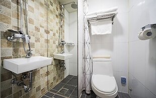 Myeongdong Young Inn Hotel
