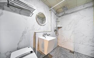Myeongdong Young Inn Hotel