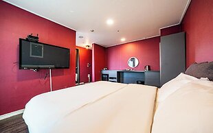 Myeongdong Young Inn Hotel