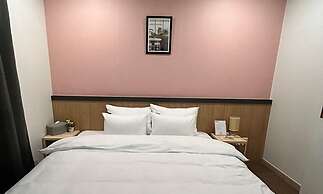 Brown Dot Hotel Geoje Gohyeon Branch