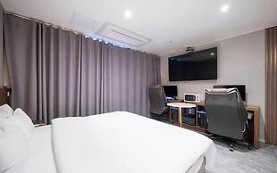 Brown Dot Hotel Pyeongtaek Godeok