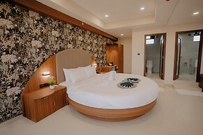 Hotel Eagle Empire