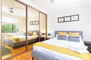 Home among the Gum Trees - free wine